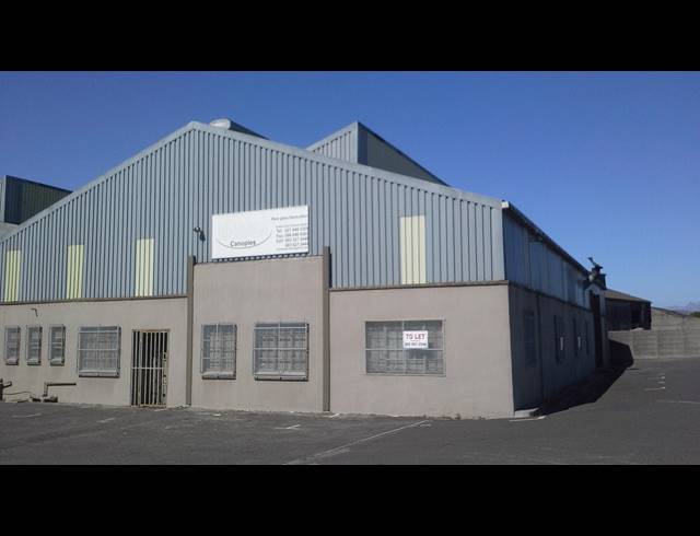 517M² FACTORY FOR SALE IN BELLVILLE CENTRAL